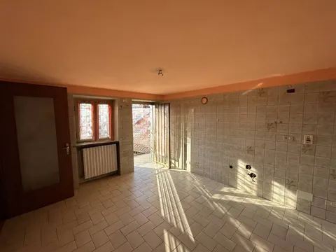 Mansarda de 67 m² com 1 cômodo em Valle San Nicolao, Biella