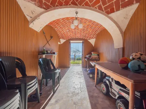 Cascina de 321 m² com jardim e vista panorâmica em Camerano Casasco, Asti