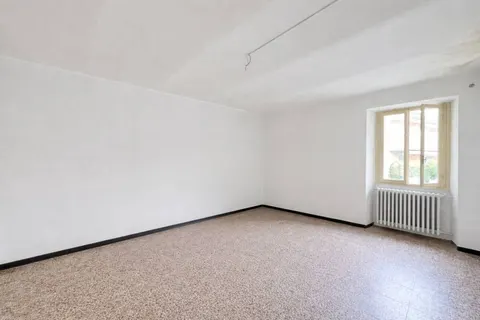 Apartamento de 56 m² para reformar em Acqui Terme, Piemonte