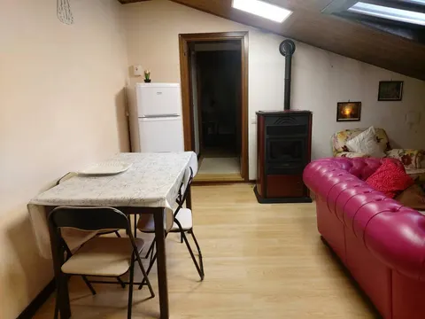 Apartamento de 84 m² mobiliado com vista para as montanhas em Recoaro Terme