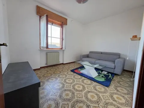 Apartamento bilocale de 37 m² à venda em Strevi, Alessandria