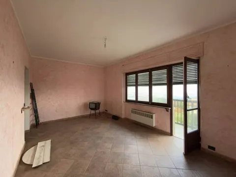 Apartamento de 70 m² com 2 cômodos e varanda em Pettinengo, Biella