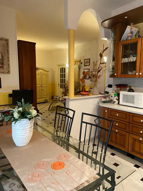 Apartamento trilocale de 3 cômodos à venda em Via della Maranzana, 12