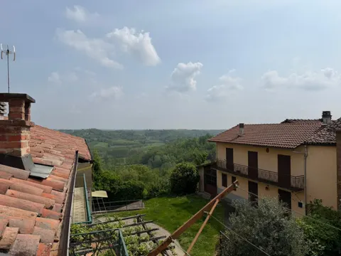 Casa à venda em Castagnole Monferrato