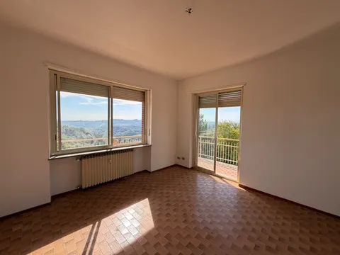 Apartamento com vista à venda em Via Salvo D'Acquisto 27 em Cocconato