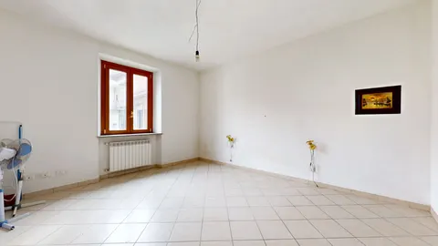 Apartamento com varanda amplo e bem distribuído à venda em via Plana 105, Alessandria
