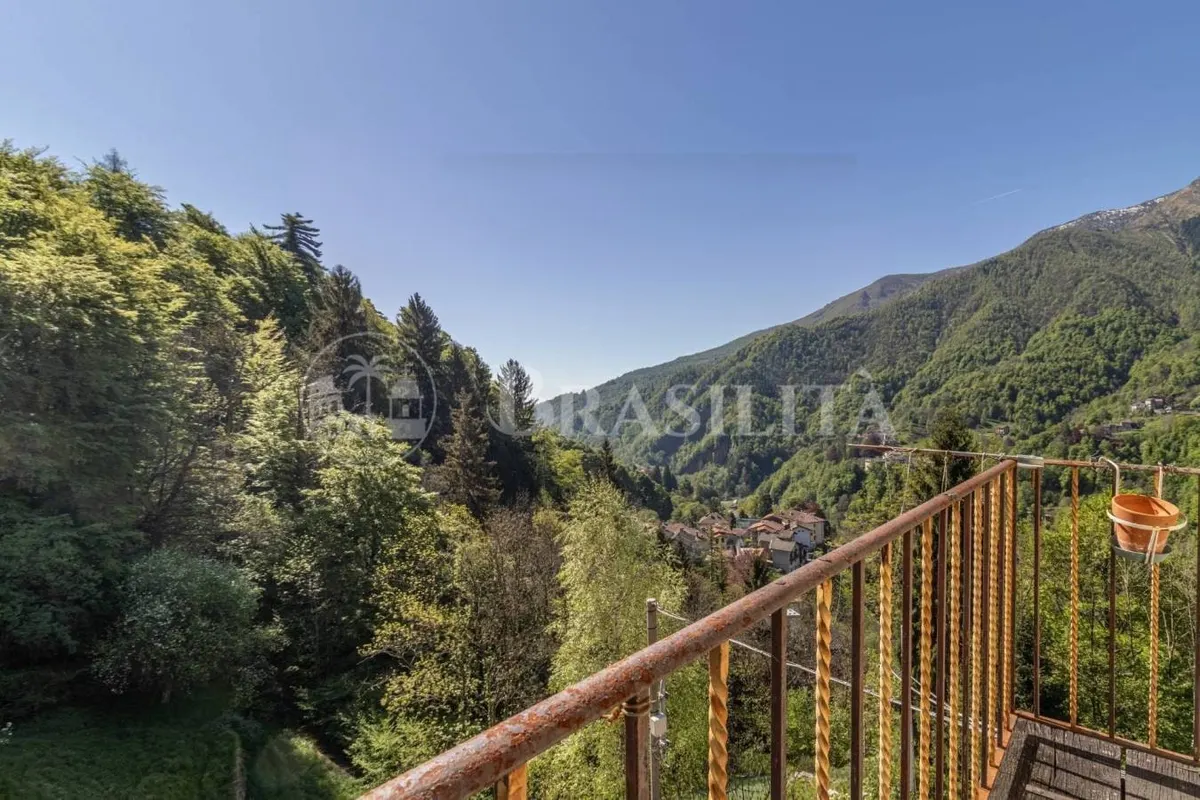 Casa rústica em Campiglia Cervo com vista panorâmica para as montanhas - Foto 1