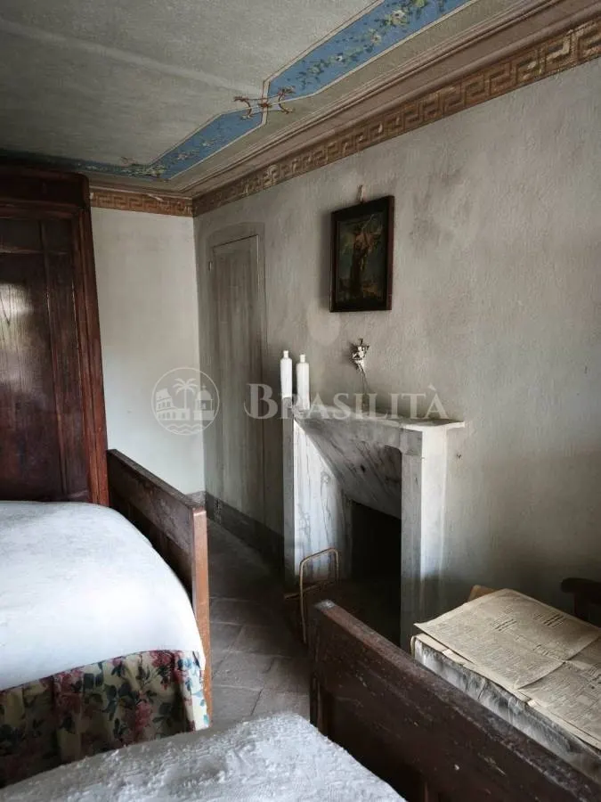 Casa à venda em Zubiena com 200 m², província de Biella - Foto 1