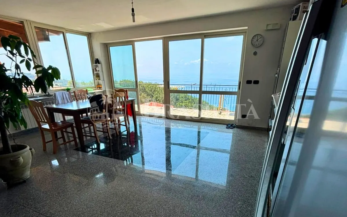 Casa independente de 400 m² com terraços e vista para o mar em Cetraro - Foto 1