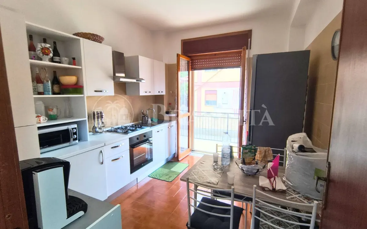 Apartamento de 75 m² a 150 metros da praia em Guardia Piemontese - Foto 1