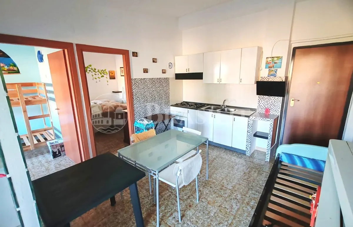 Apartamento de 60 m² com 2 quartos e varanda panorâmica em Scalea - Foto 1