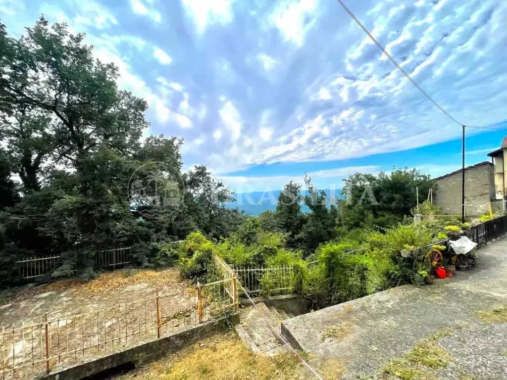Apartamento de 74 m² com terraço e terreno à venda em Ponzone, Piemonte - Foto 1