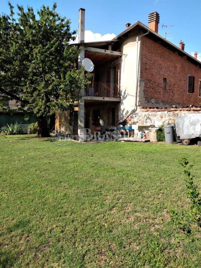 Casa independente de 360 m² com jardim privativo no centro de Lessona - Foto 1