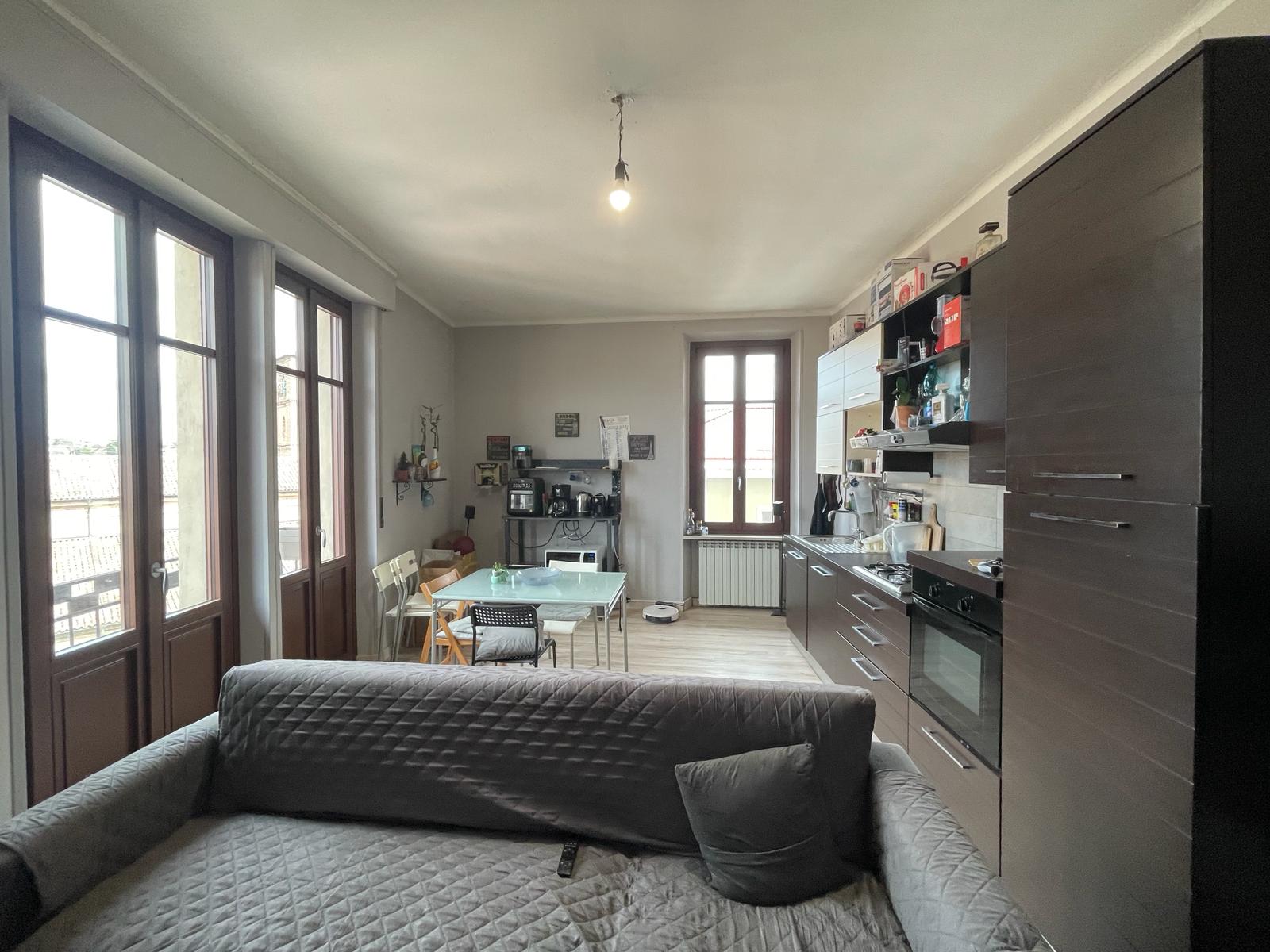 Apartamento trilocale à venda em Nizza Monferrato - Foto 1